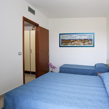 Residence Il Girasole 1 Альба-Адриатика Экстерьер фото